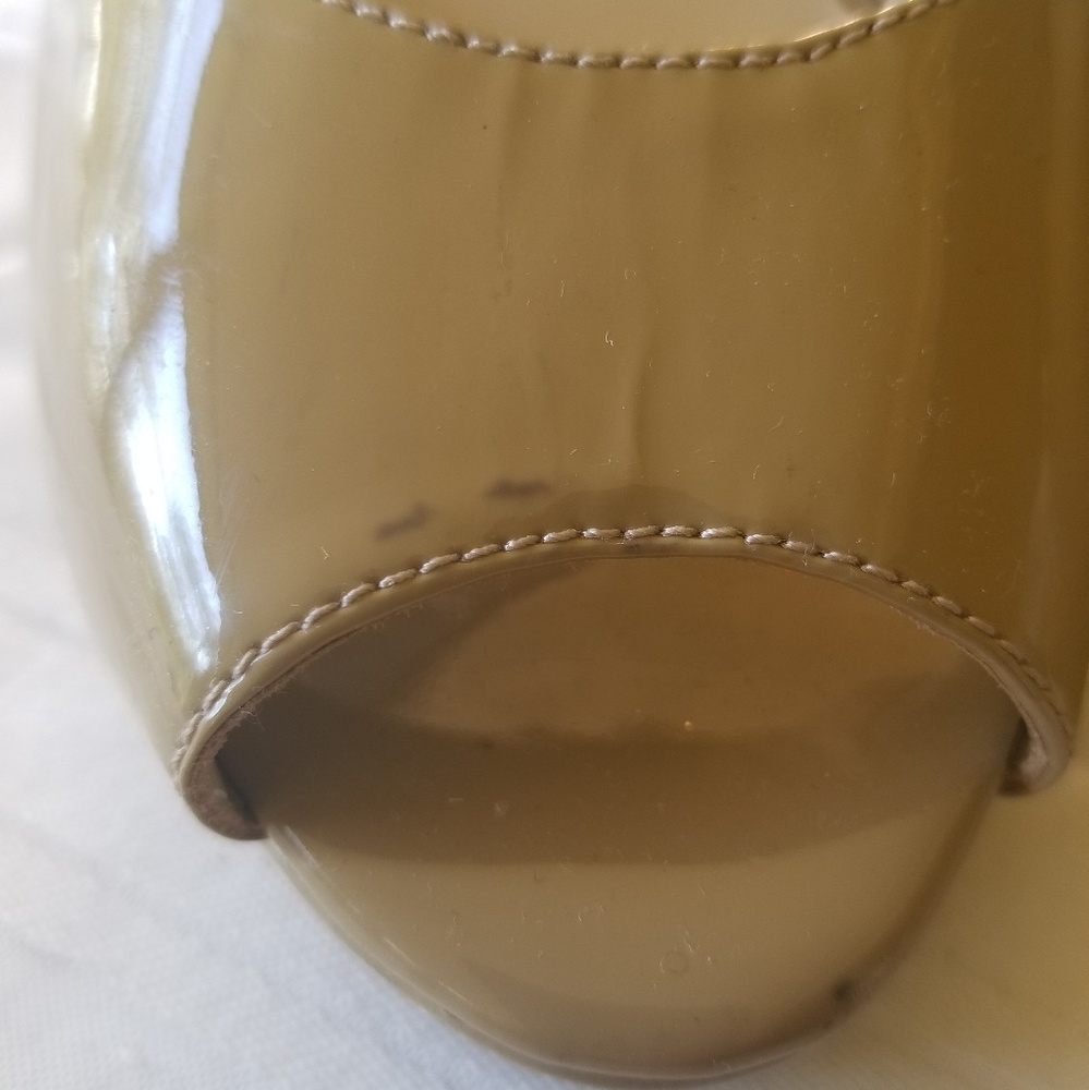 *Pre Loved* Charles David Leather Platform Heels - image 4